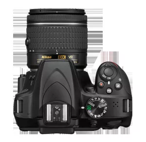 Nikon D3400 mit 18-55 VR - Foto: Nikon GmbH